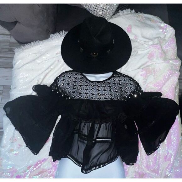 Beulah Ruffle Lace Crop Top with peals and rhinestone details - Picture 10 of 12